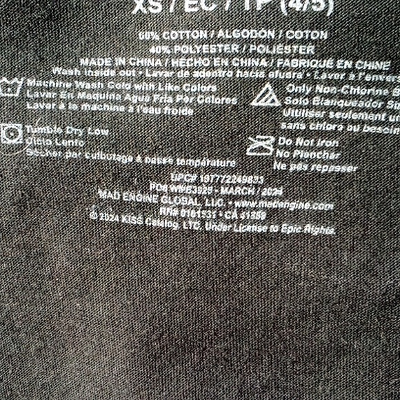 KISS kids black T-shirt a few sizes available NEW w tags Stars & Stripes - Picture 7 of 7